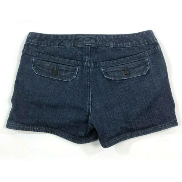 Tommy Hilfiger Mid-Rise Denim Shorts Size 8 Blue Jeans - Picture 2 of 4